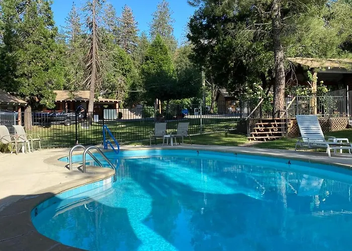 Fawndale Lodge