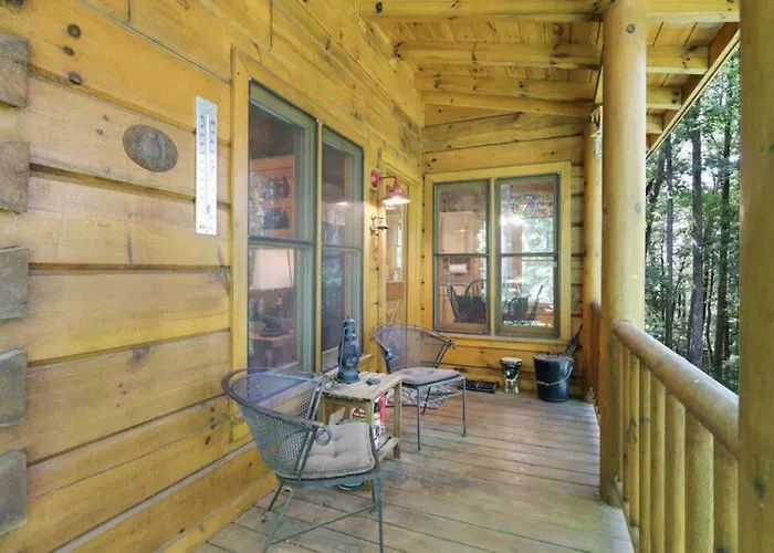 Open Studio Lodge At Little Rock Creek