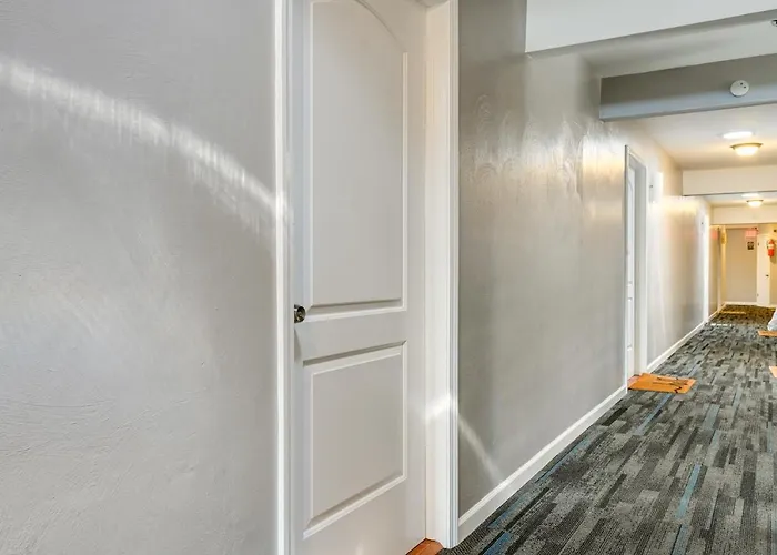 Toledo Vacation Rental ~ 5 Mi To Downtown!