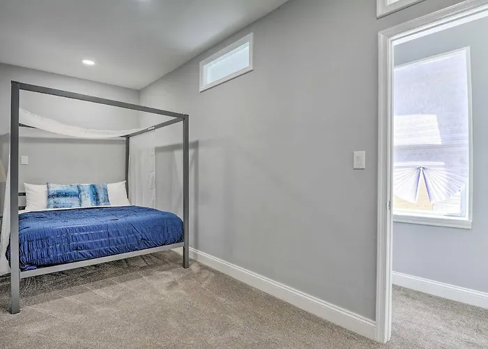 Baltimore Abode, Walk To Cross Street Market!