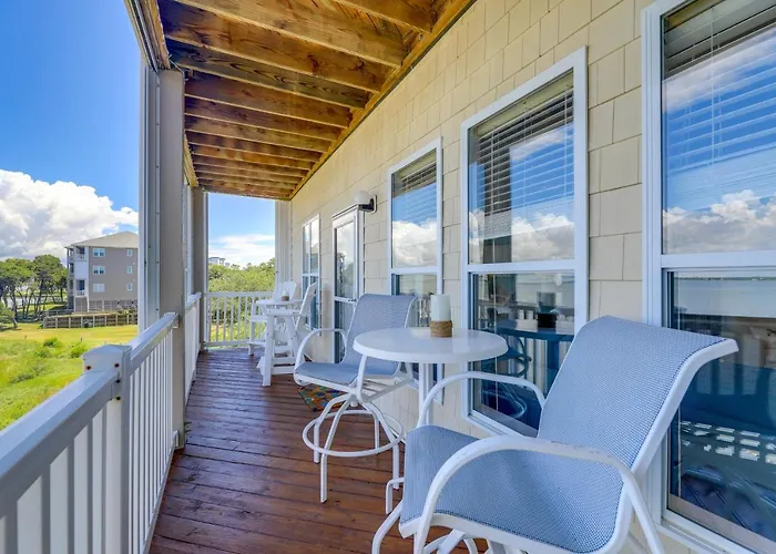 Ocean Club Condo: Spectacular View & Beach Access!