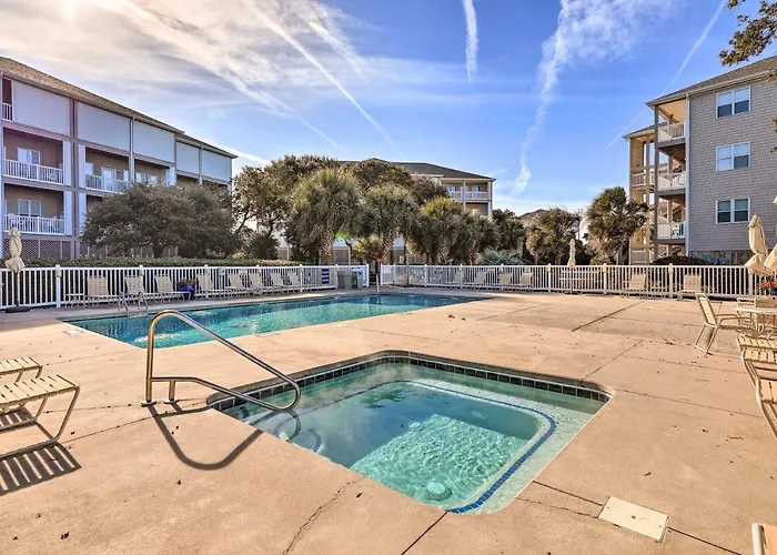 Ocean Club Condo: Spectacular View & Beach Access!