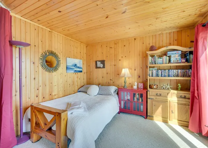 Lakefront Chetek Vacation Rental W/ Private Dock!