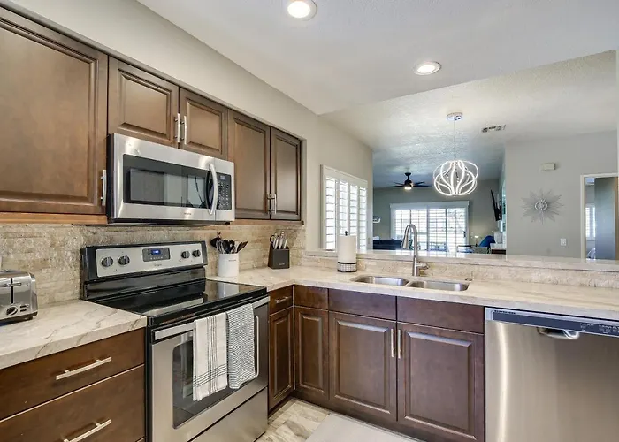 Patio + Pool Access: Stunning Palm Desert Townhome