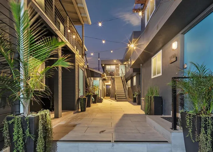 Ultimate Oceanside Retreat | Tower 9 Across From The Beach