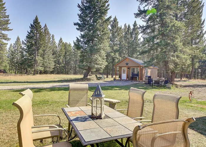 Eureka Vacation Rental: Steps To Creek & Fishing!