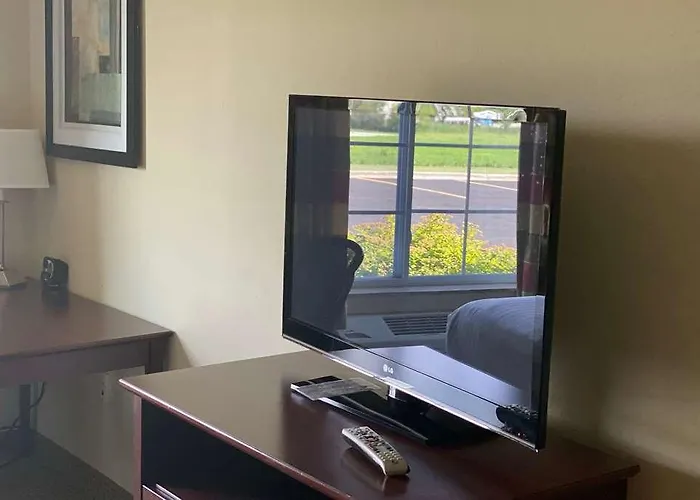 Americinn By Wyndham Oshkosh