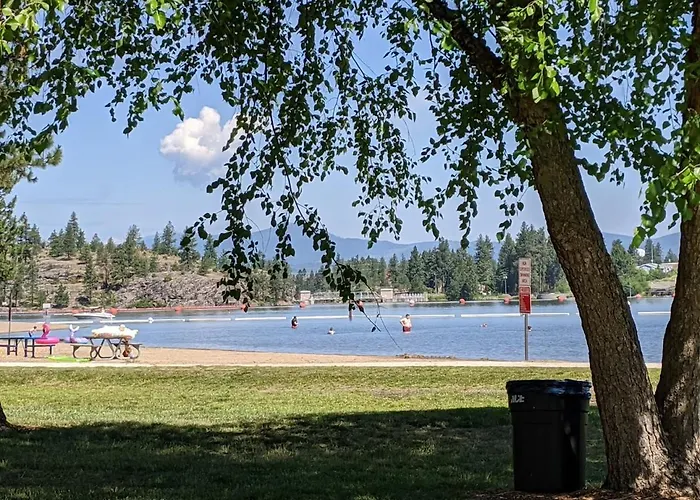 Post Falls Hideaway New 4 Bedroom Home Short Term