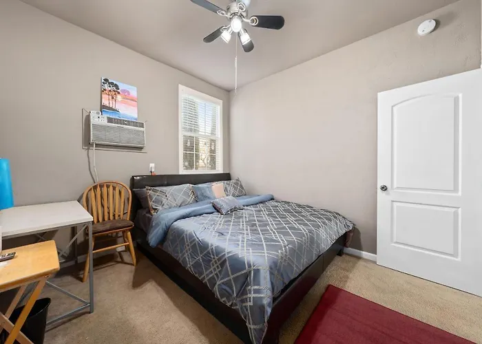 Cozy 1 Bdr/1Br Near Downtown