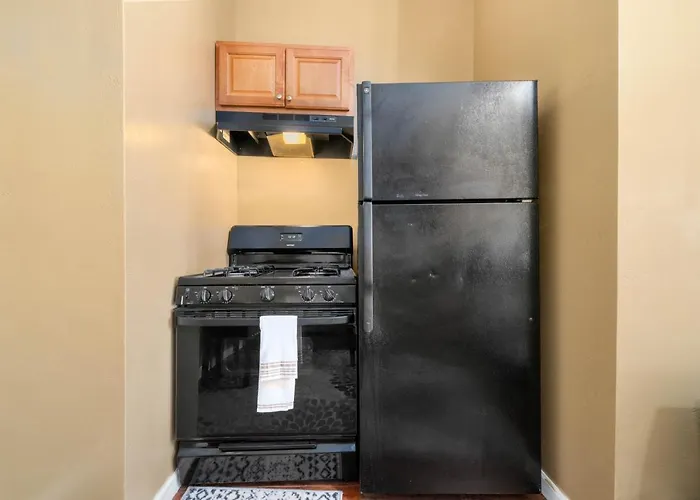 Cozy 1 Bdr/1Br Near Downtown