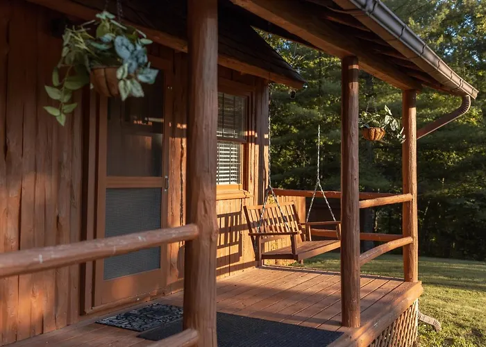 Athens And Albany'S Hillside Haven - Peaceful, Private, Pet Friendly