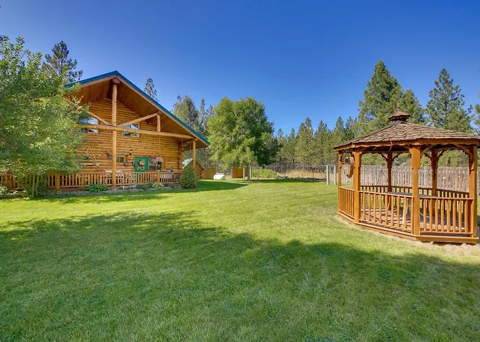 Libby Home W/ Mountain Views, Gazebo & Fire Pit!
