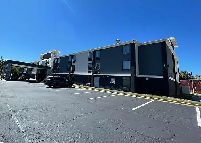 Baymont By Wyndham Chattanooga/Eastridge
