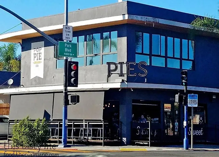 Casa Nova - Central San Diego Free Parking