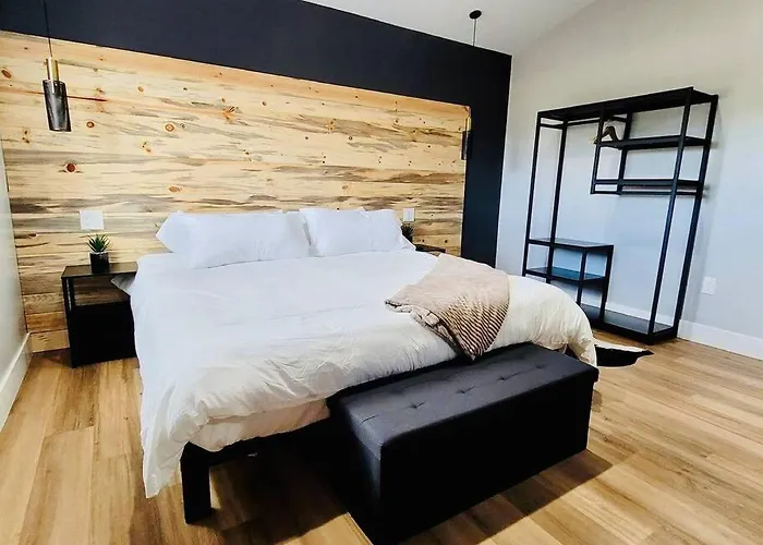 Penthouse Suite At Meadow View!