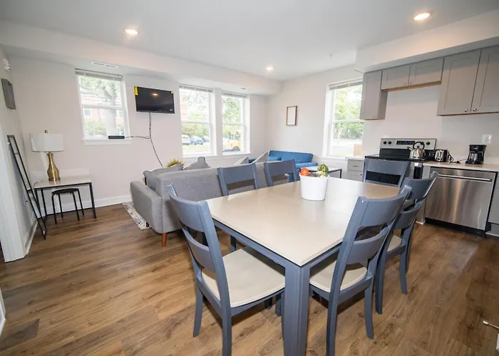 The Elise :Home Away From Home