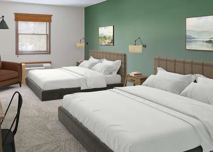 Lodge At Schroon Lake