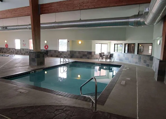 Surestay Plus Hotel By Best Western Watertown