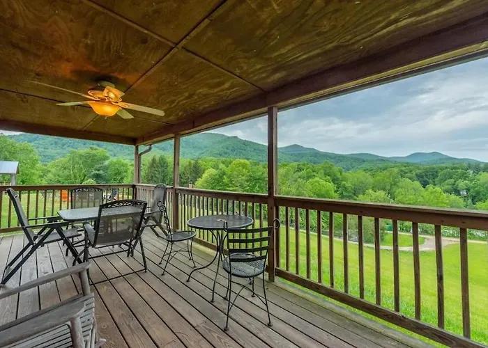 Gorgeous Mountain View Cabin On 12 Acres