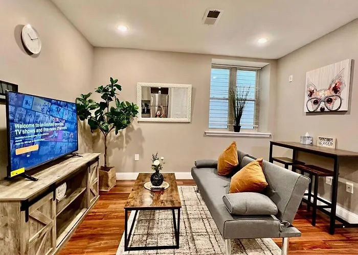 405 Spacious And Superior 1Bdr Apt In Center City