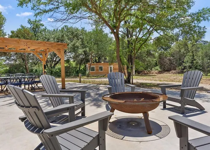 The Lonely Bull Luxury Container Home On 5 Acres