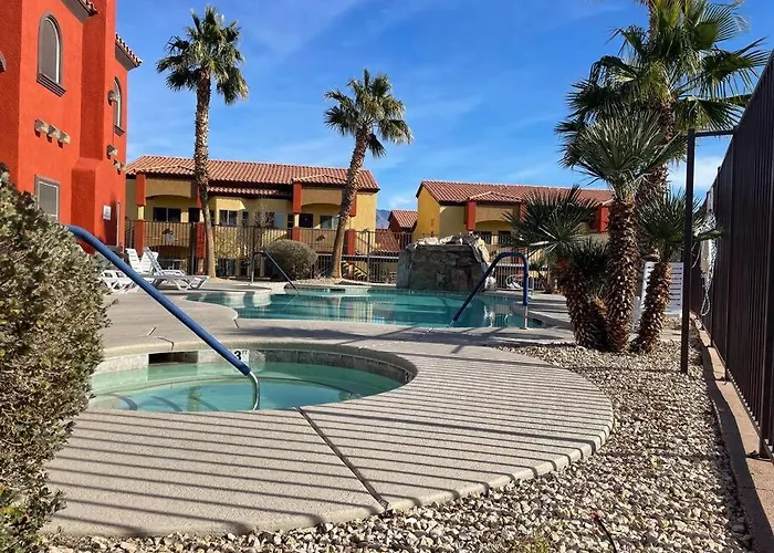 Spectacular Mountain Views At Hawk Ridge