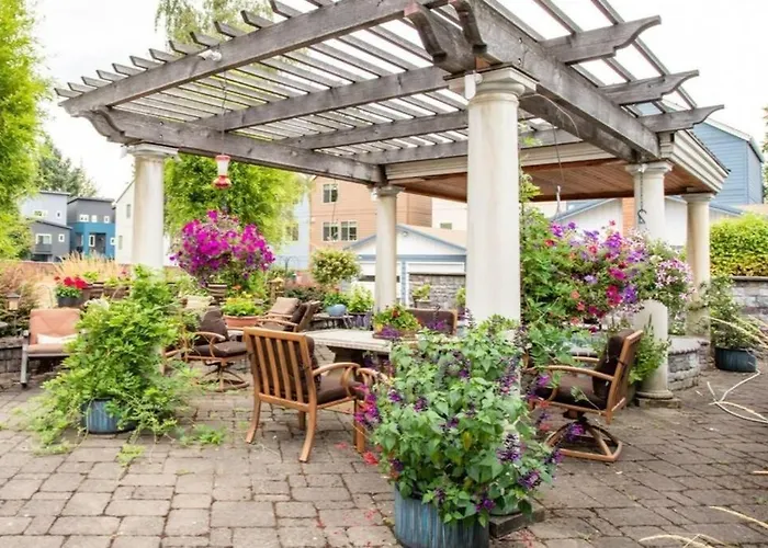 Cozy Home For Family & Friends Gathering