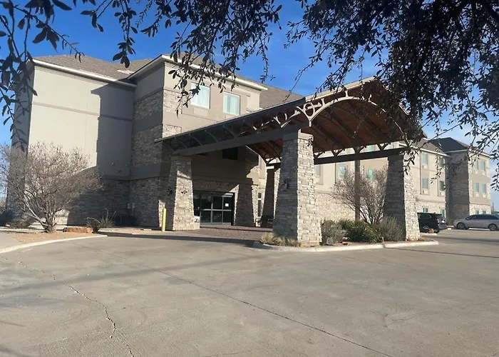 Baymont By Wyndham Andrews Tx