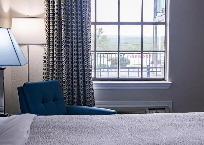 Salt Creek Lodge