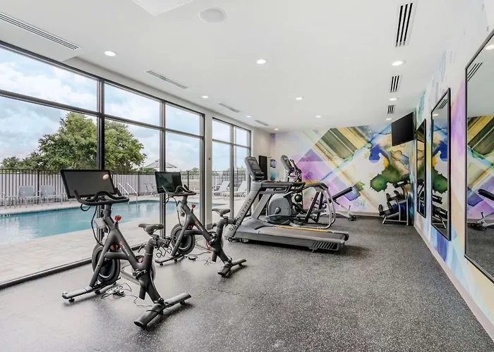 Best Western Plus Winter Haven Inn & Suites