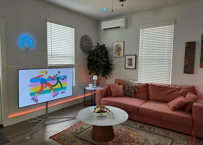 New Centennial Park Luxury Smart Home W Courtyard