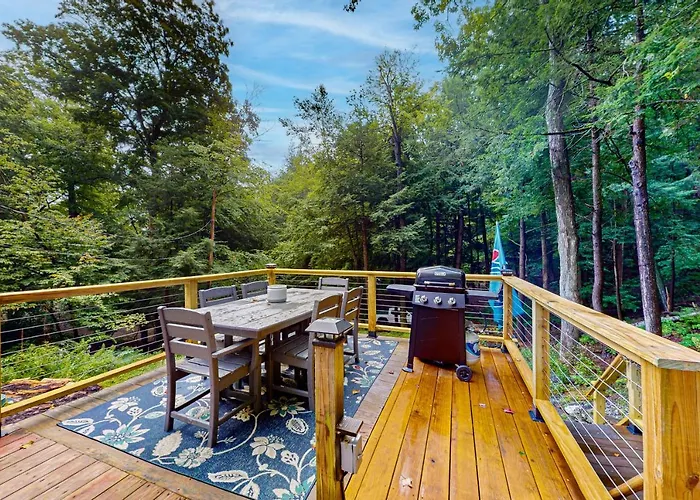 Beebe Pond Paradise