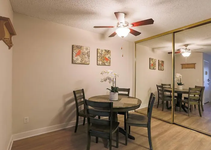 Shabby Chic Oceanside King & 2 Queen Bed Pool Gym