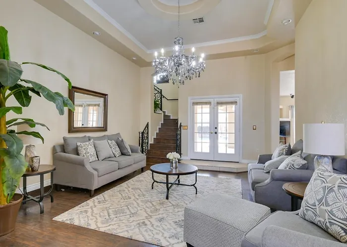 Luxe Yuma Home With Private Pool!