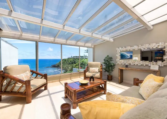 Puu Poa Ocean Bluff Condo, Incredible Views, Walk To Beaches, Pool & Tennis