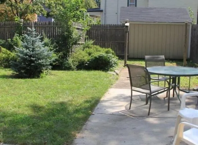 Historic Peaceful Apartment