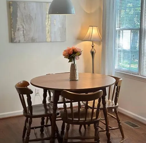 The Mirror Lake Suite