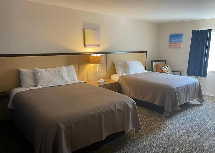 Camp Inn Lodge