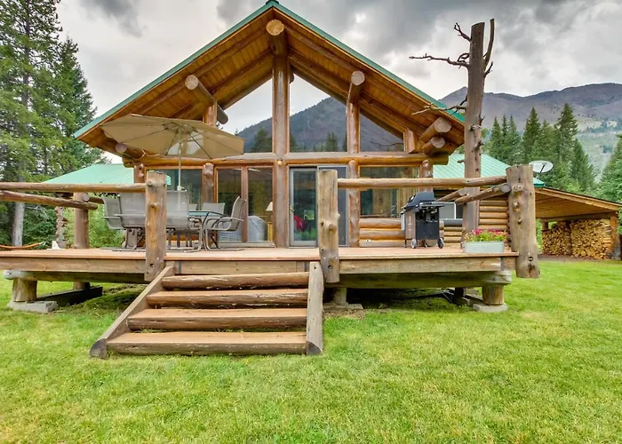 Scenic Montana Cabin Rental ~ 1 Mi To Yellowstone!