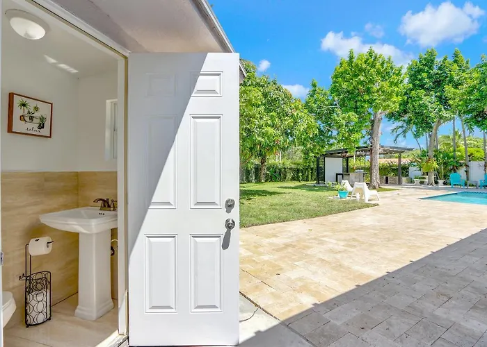The Gardens - Luxe, Pool, Mins To Hard Rock Stadium