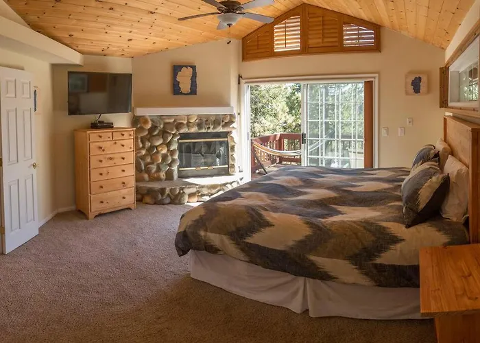Tahoe Vista Home W/ Spa Close To Northstar & Lake