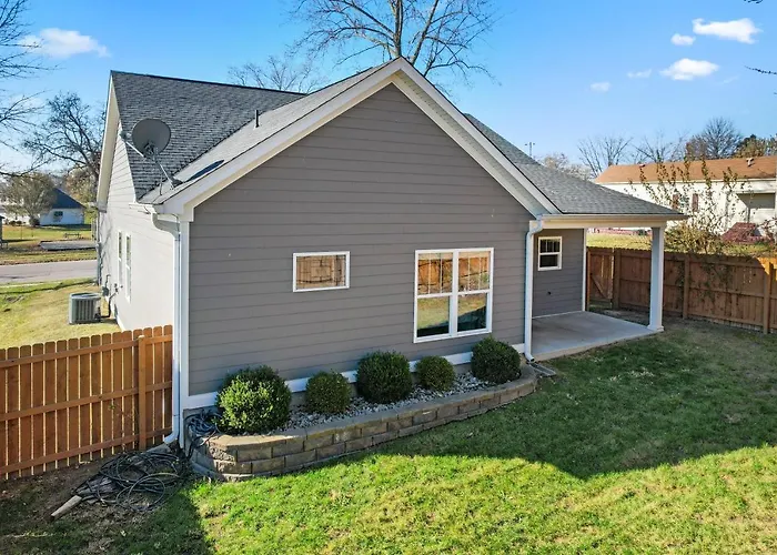 Newly Renovated Home Near Derby