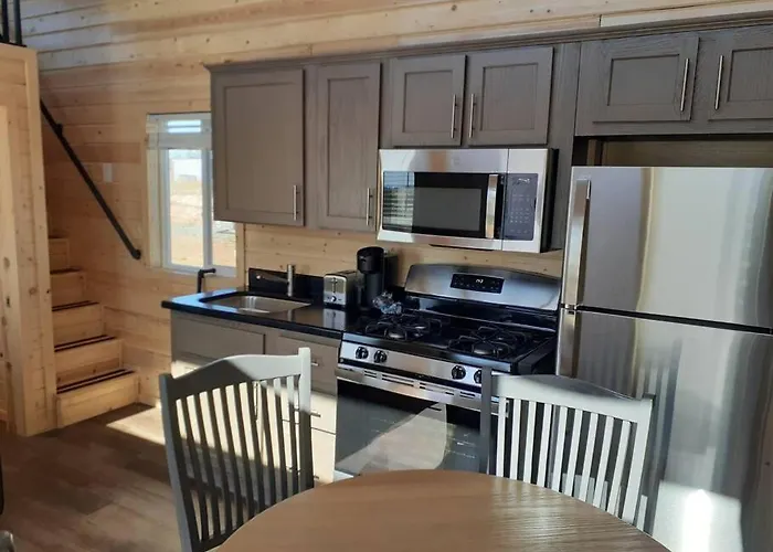 091 Star Gazing Tiny Home Near Grand Canyon South Rim Sleeps 8