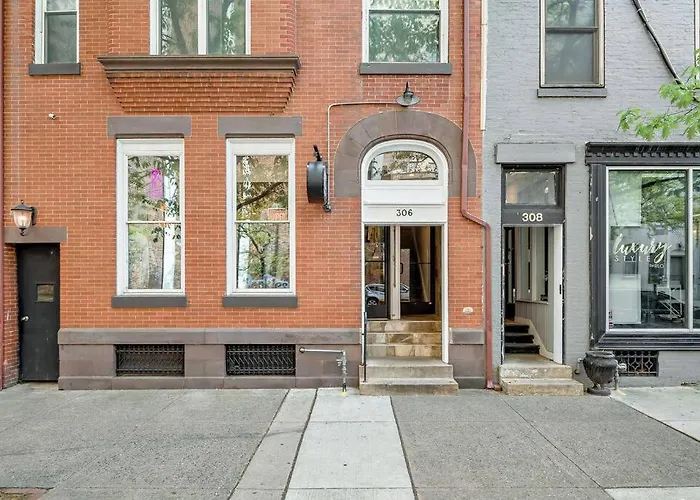 Charming Hbg Haven: Cozy 1Br Apt