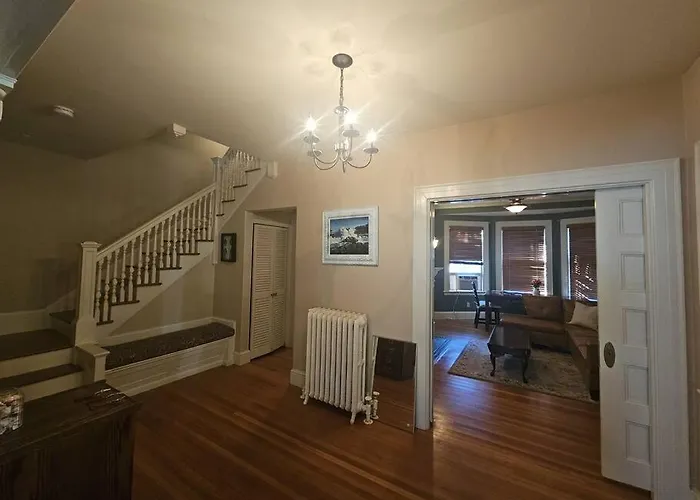 Experience Classic New England-Walk To Beach&Shops