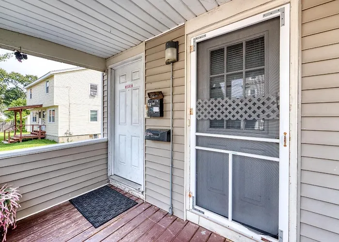 Humble Home With Free Breakfast Offered If Requested!