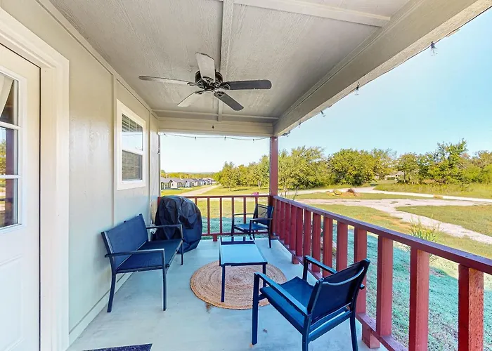 Steps To Lake Eufaula: Home W/ Fire Pit & Bbq