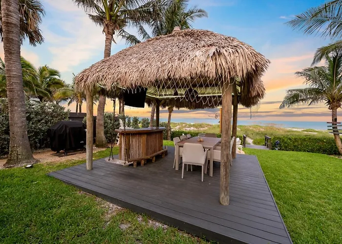 Oceanfront Cocoa Beach Vacation Home Private Beach, Tiki Bar & Family Fun