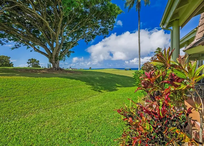 Beautiful 2Br 2Ba Puamana, Ocean And Mountain View, Pool