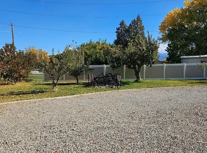 Peaceful, Private And Airy On A 5 Acre Farm